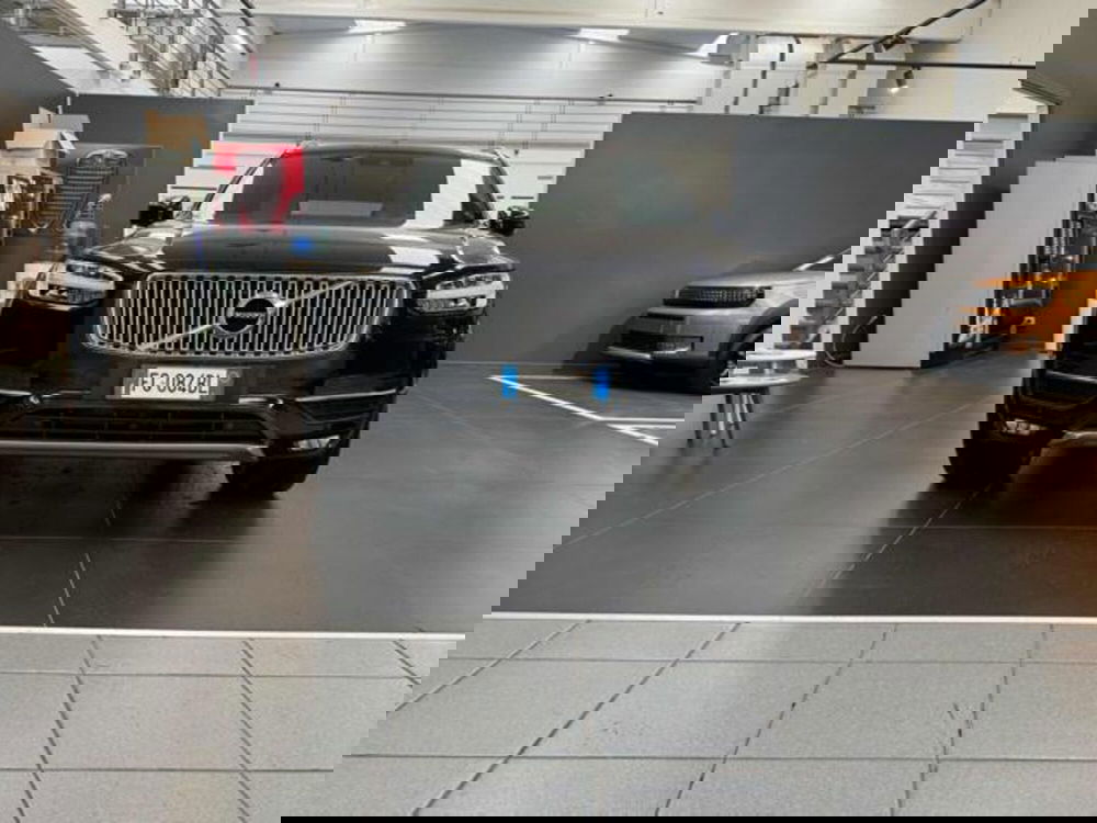 Volvo XC90 usata a Vercelli (2)