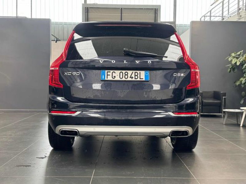 Volvo XC90 usata a Vercelli (6)