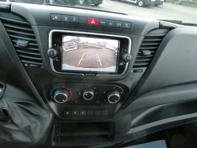 Iveco Daily Furgone usata a Brescia (12)