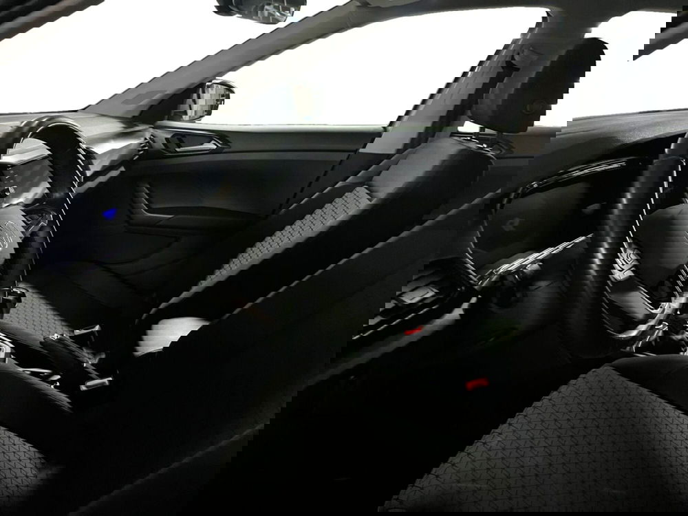 Volkswagen T-Cross usata a Modena (9)