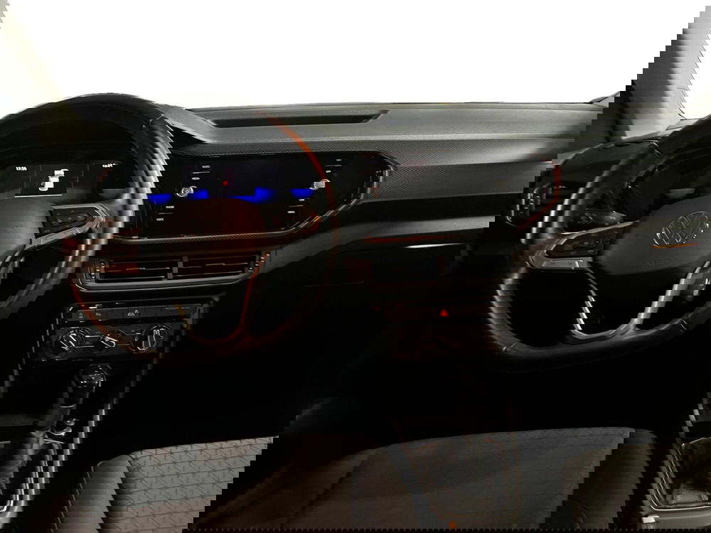 Volkswagen T-Cross usata a Modena (10)