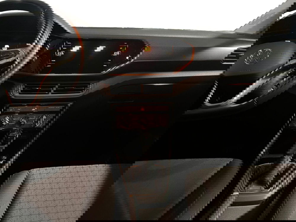 Volkswagen T-Cross usata a Modena (11)