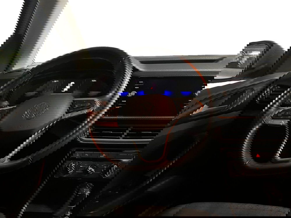 Volkswagen T-Cross usata a Modena (12)