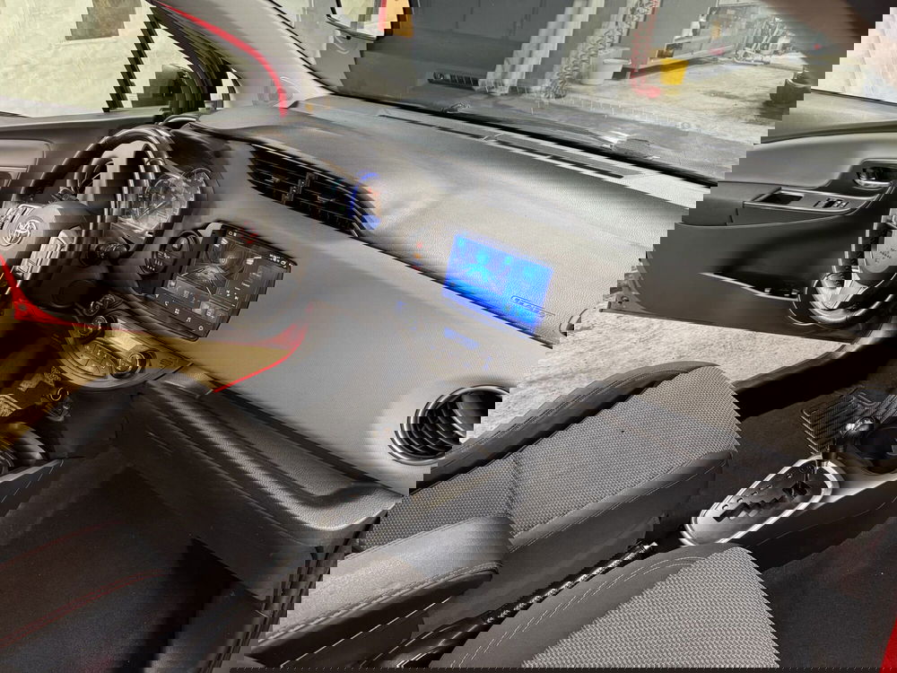 Toyota Yaris usata a Como (5)