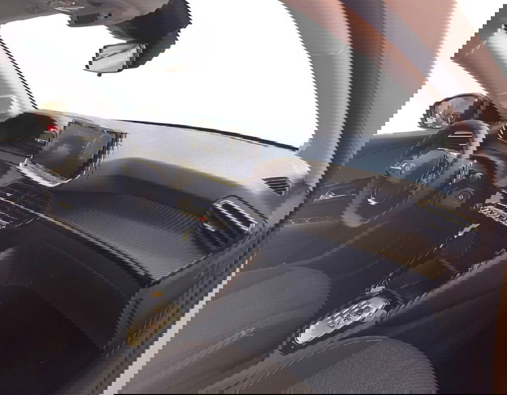 Peugeot 208 nuova a Ferrara (4)