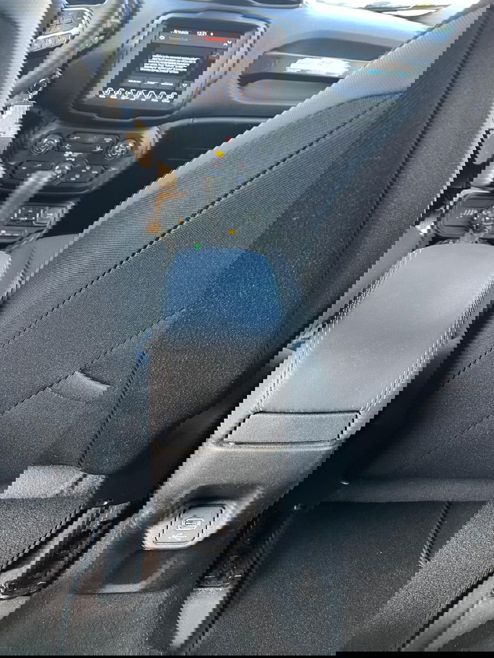 Jeep Renegade usata a Milano (18)