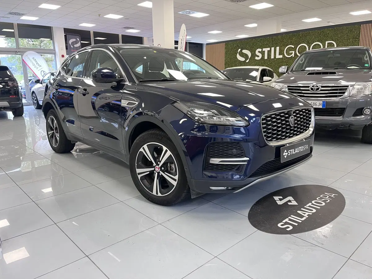 Jaguar E-Pace usata a Prato (3)