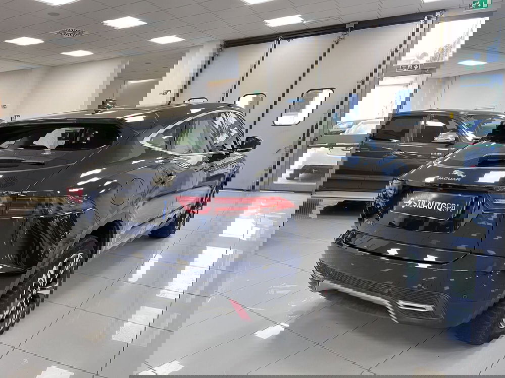 Jaguar E-Pace usata a Prato (4)