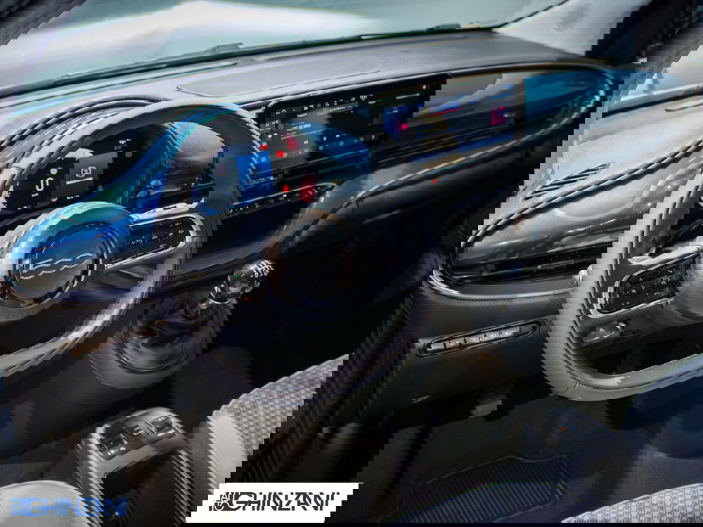 Fiat 500 nuova a Bergamo (9)