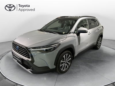 Toyota Corolla Cross Hybrid 2.0 Hybrid 197 CV E-CVT Lounge Light del 2023 usata a Milano