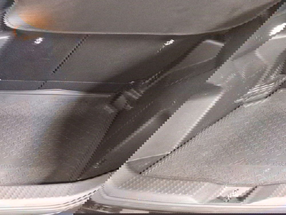 Toyota Yaris Cross usata a Milano (11)