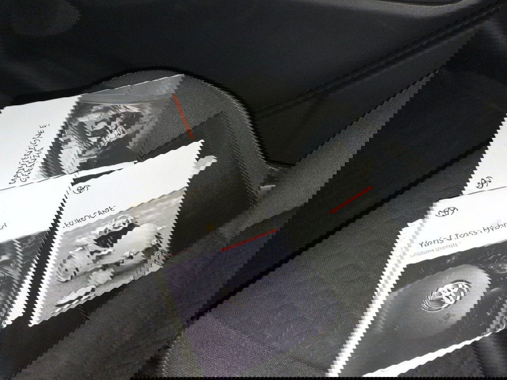 Toyota Yaris Cross usata a Milano (18)