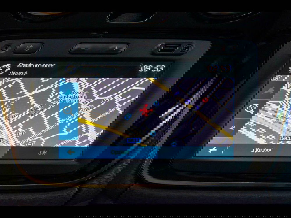 Dacia Lodgy usata a Treviso (11)