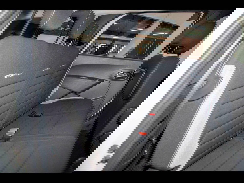 Dacia Lodgy usata a Treviso (14)