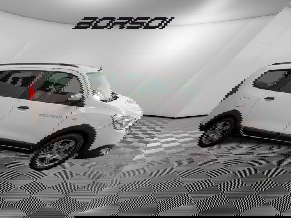 Dacia Lodgy usata a Treviso (6)