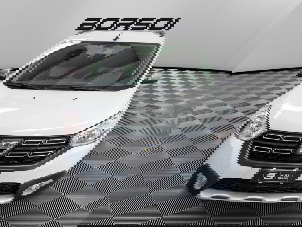 Dacia Lodgy usata a Treviso (8)