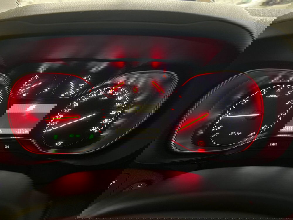 Opel Combo Life usata a Macerata (14)