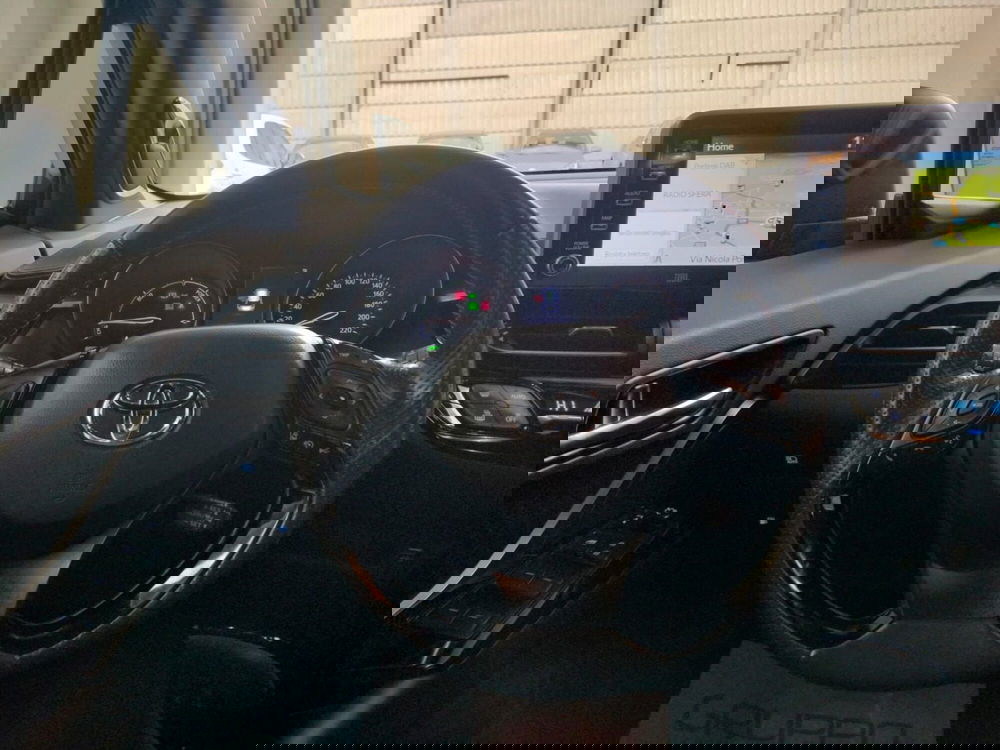 Toyota Toyota C-HR usata a Modena (12)