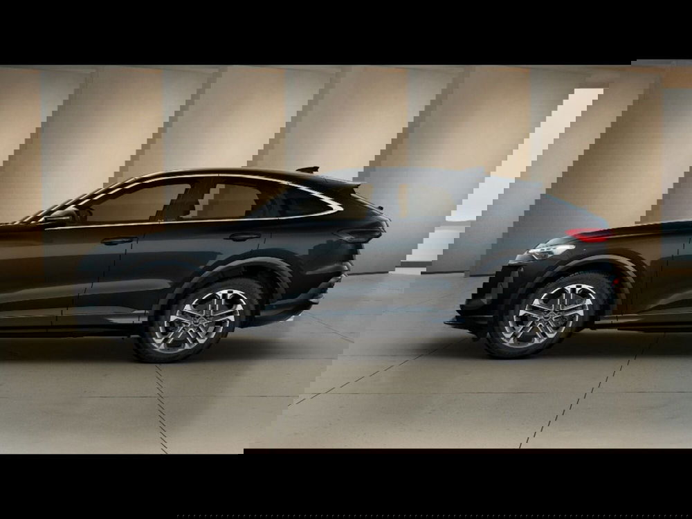 Audi Q5 Sportback nuova a Firenze (2)