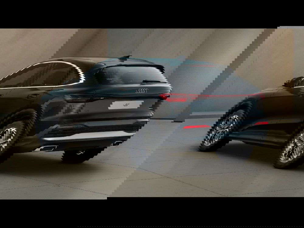 Audi Q5 Sportback nuova a Firenze (3)