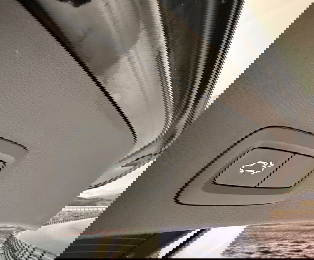 Volvo XC40 usata a Parma (11)