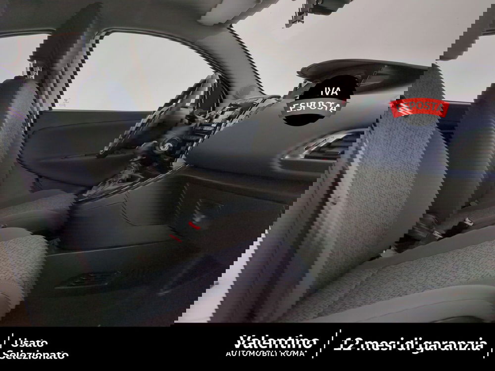 Lancia Ypsilon usata a Roma (13)