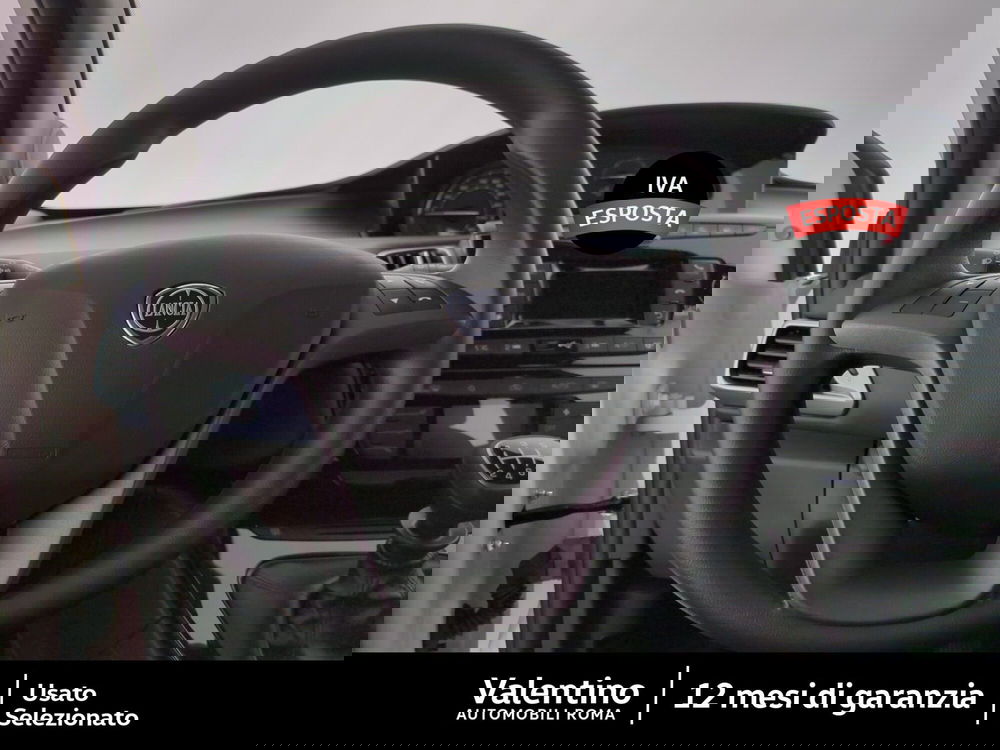 Lancia Ypsilon usata a Roma (14)