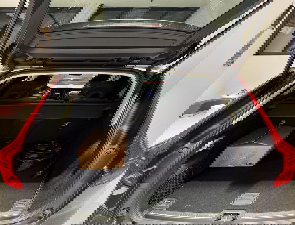 Volvo XC60 usata a Parma (19)