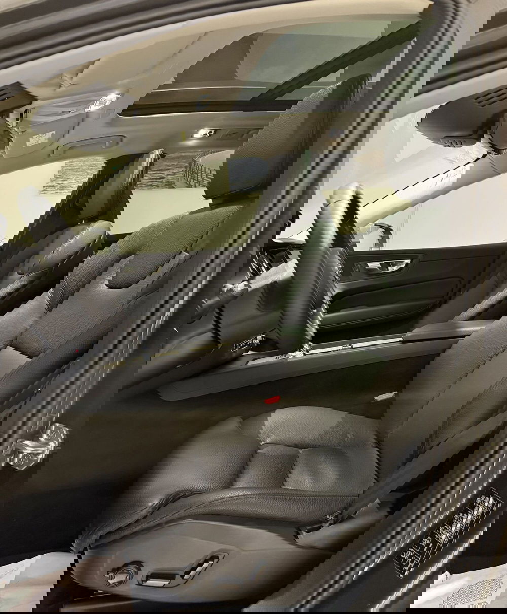 Volvo XC60 usata a Parma (5)