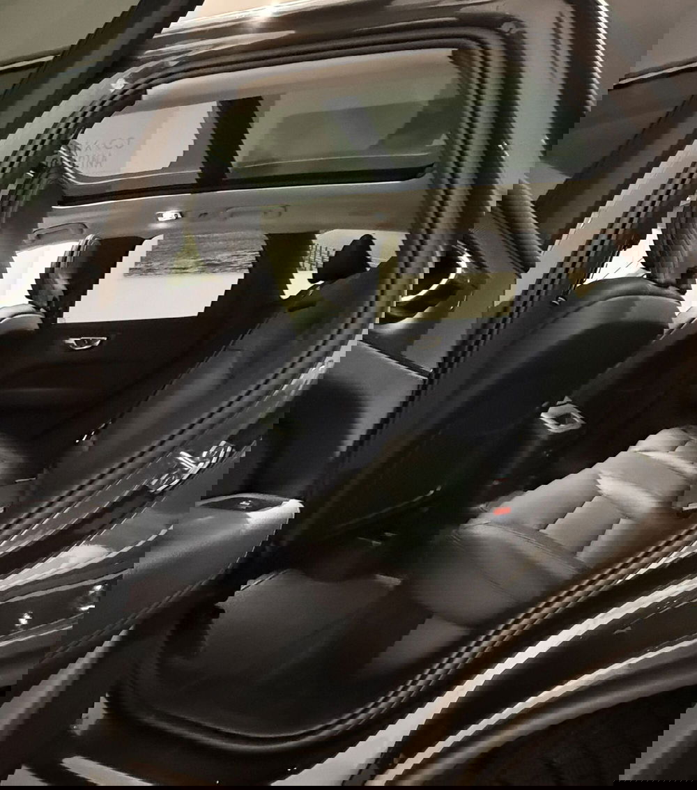 Volvo XC60 usata a Parma (6)