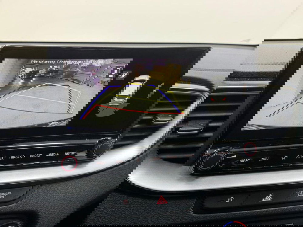 Kia XCeed usata a Como (16)