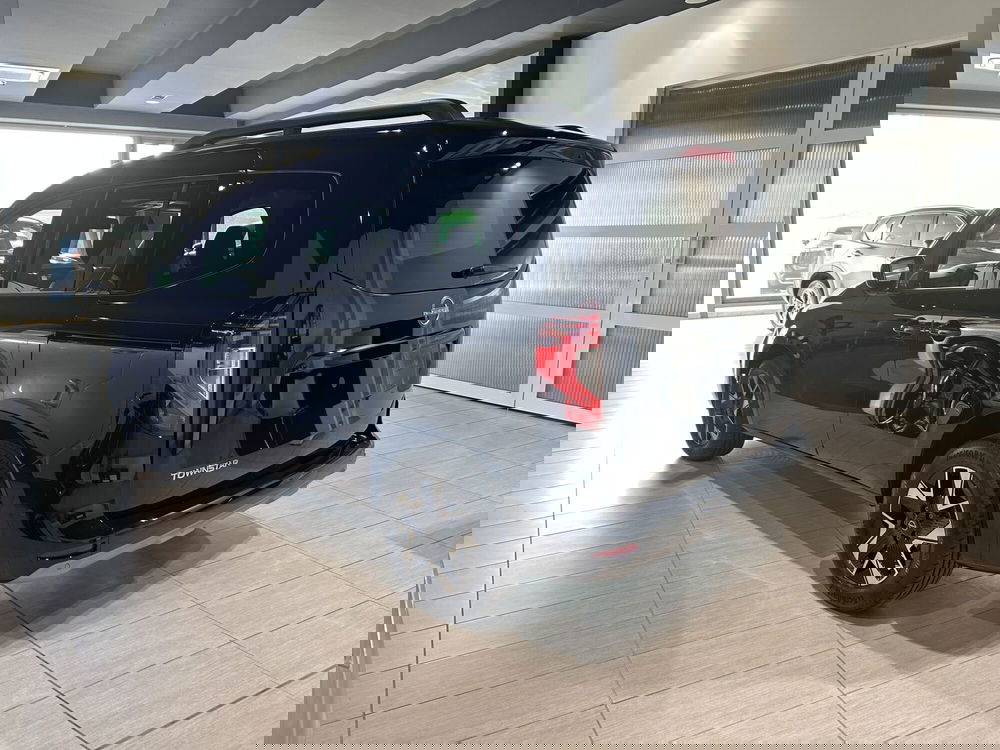 Nissan Townstar nuova a Ferrara (6)