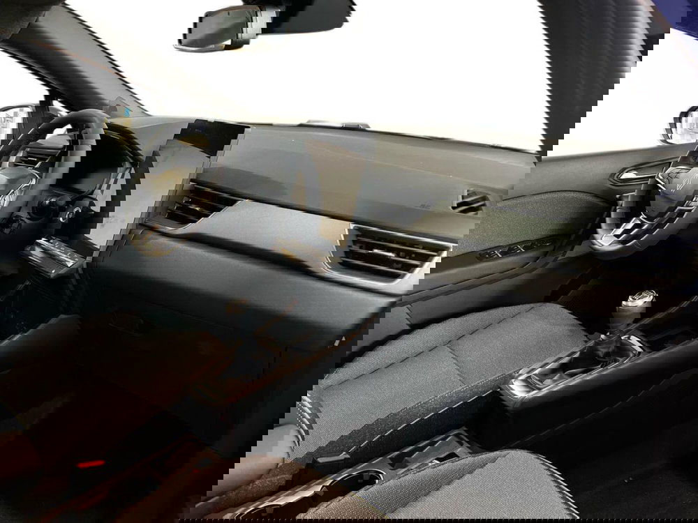 Renault Captur nuova a Bari (9)