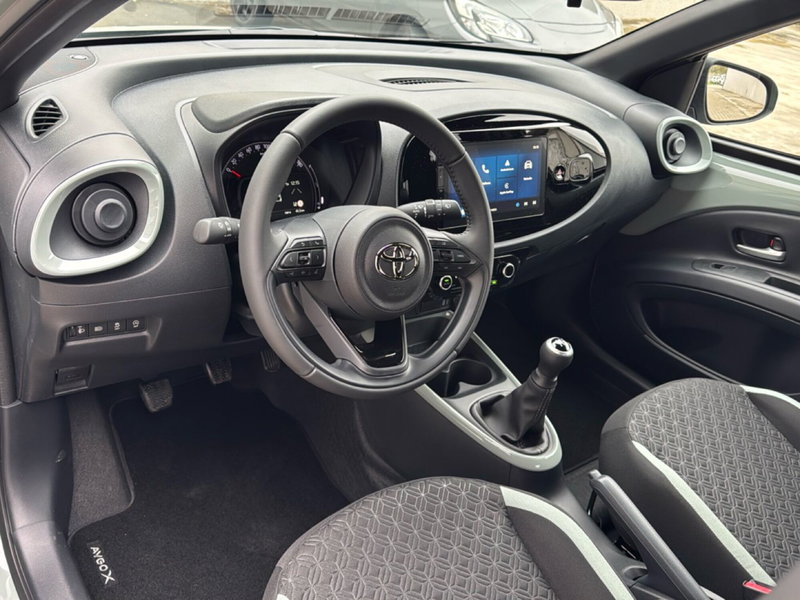Toyota Aygo X nuova a Ferrara (10)