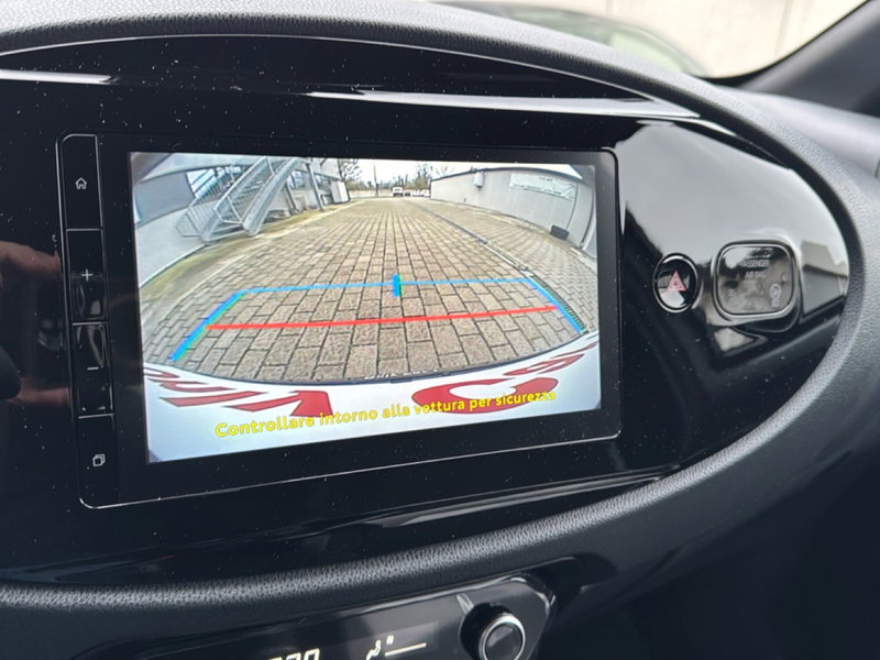 Toyota Aygo X nuova a Ferrara (18)