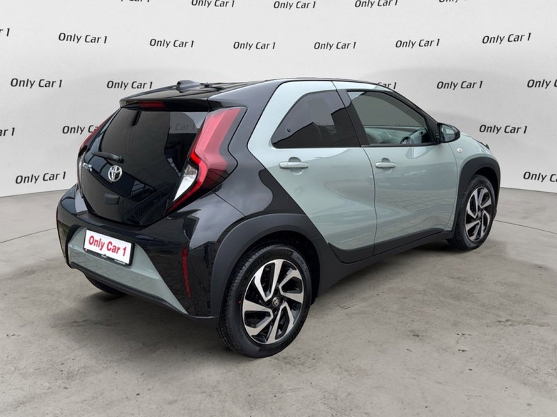 Toyota Aygo X nuova a Ferrara (6)