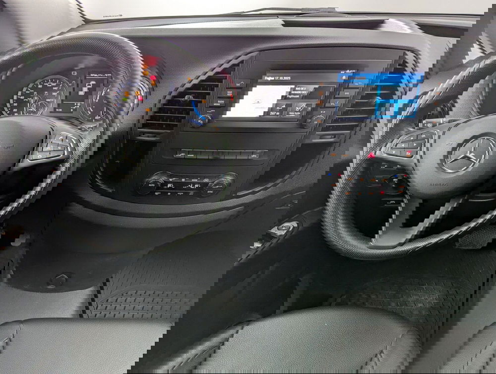 Mercedes-Benz Classe eVito usata a Bolzano (10)