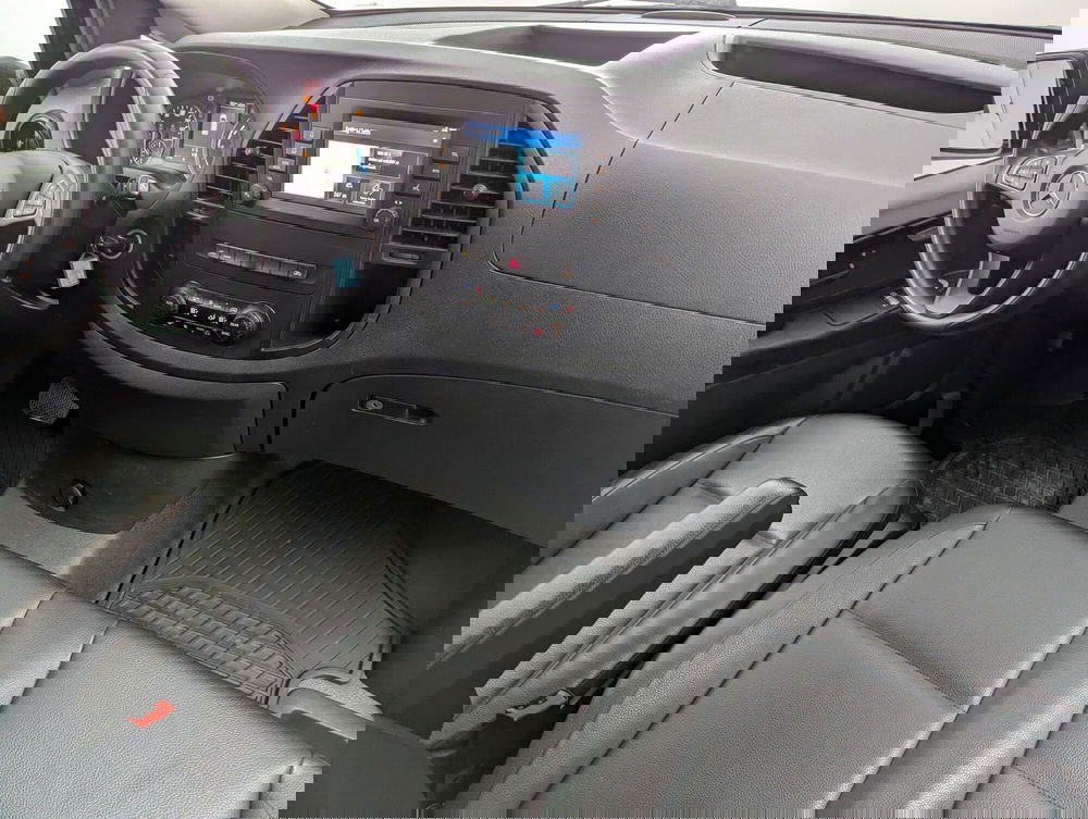 Mercedes-Benz Classe eVito usata a Bolzano (8)