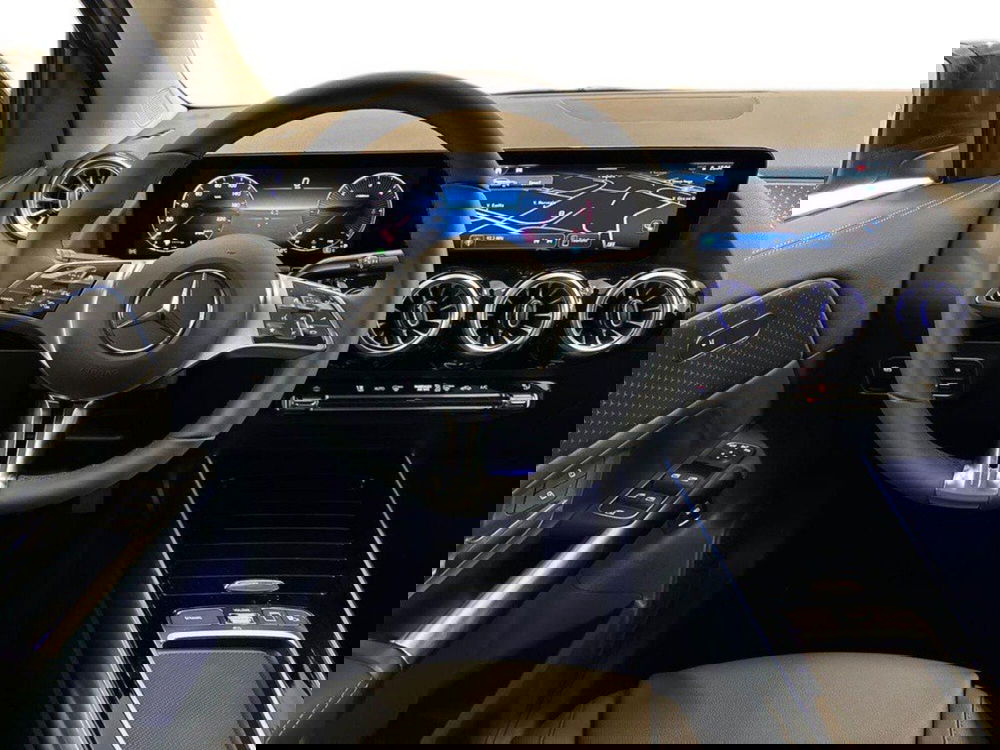 Mercedes-Benz GLA SUV nuova a Rimini (12)