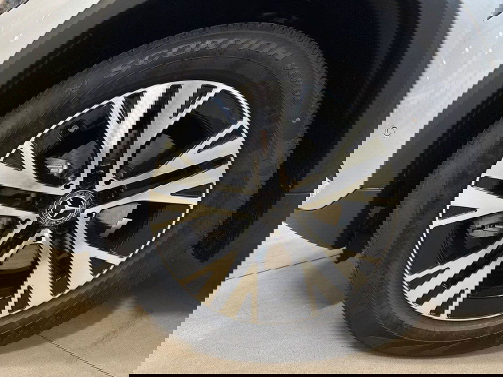 Mercedes-Benz GLA SUV nuova a Rimini (9)