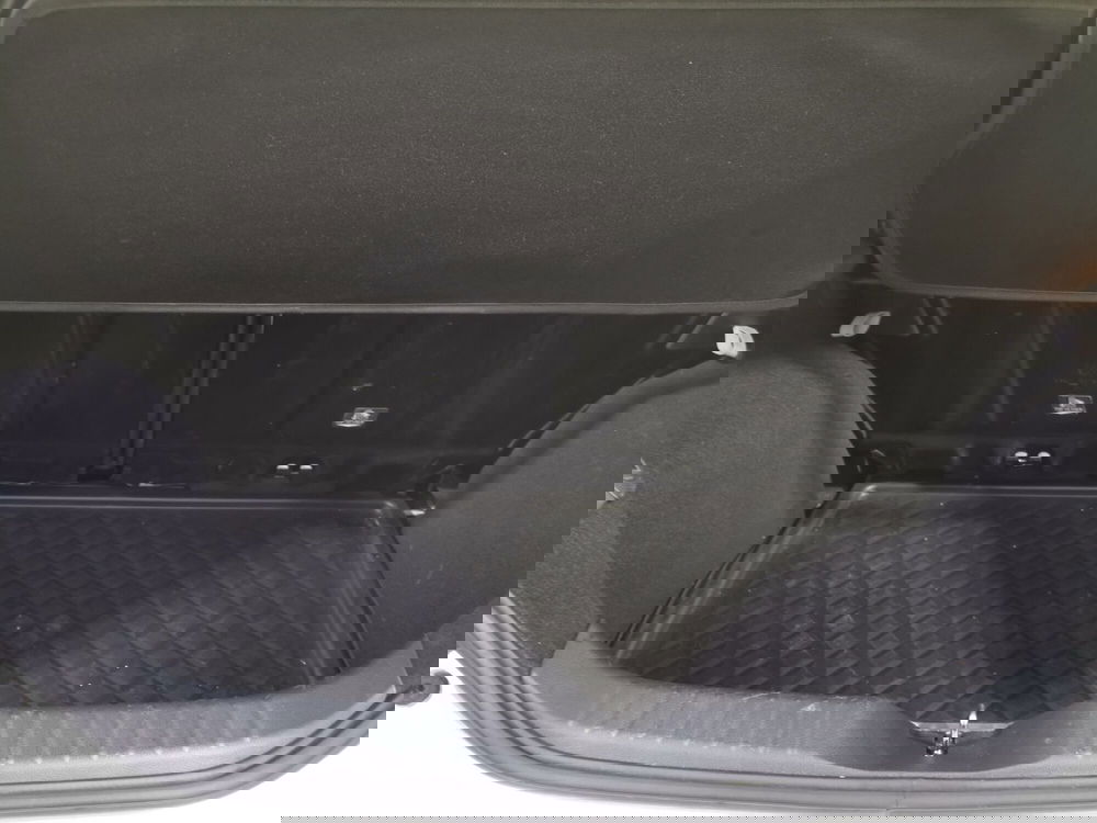 Toyota Aygo X usata a Salerno (18)