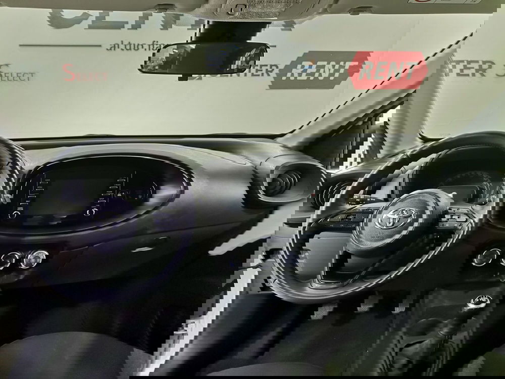 Toyota Aygo X usata a Salerno (7)