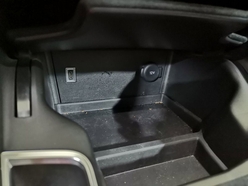 Ds DS 7 usata a Salerno (18)