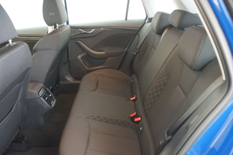 Skoda Kamiq usata a Torino (8)