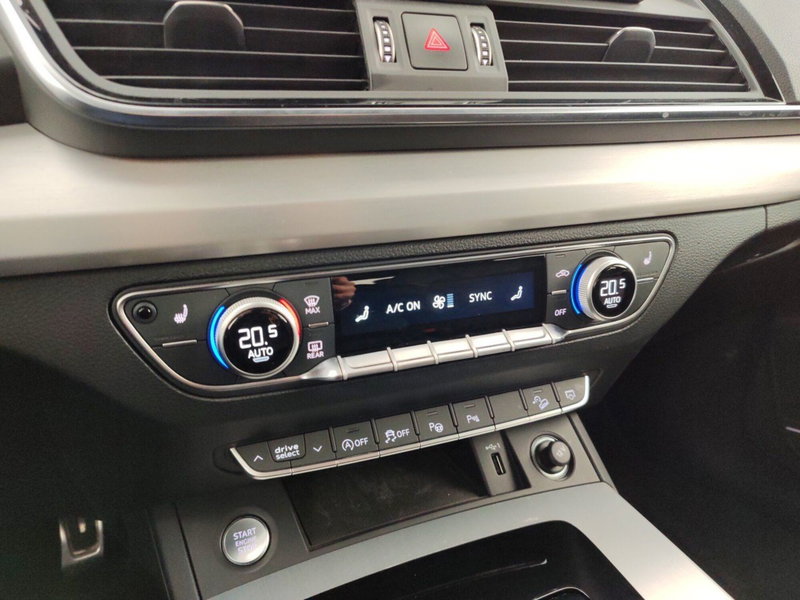 Audi Q5 Sportback usata a Massa-Carrara (12)