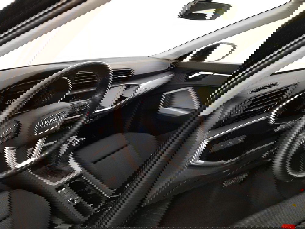 Audi Q3 Sportback usata a Massa-Carrara (8)