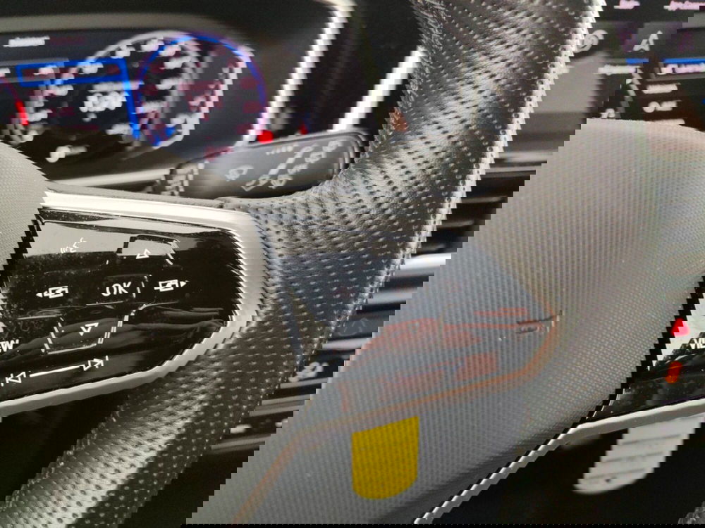 Volkswagen T-Roc usata a Massa-Carrara (13)