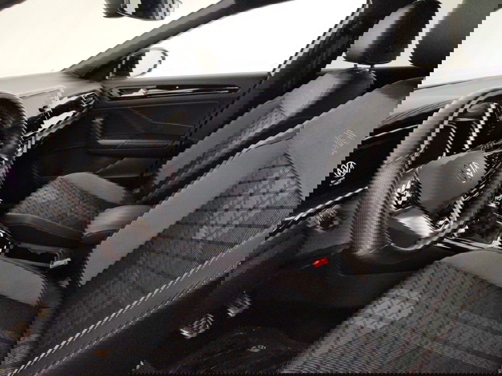 Volkswagen T-Roc usata a Massa-Carrara (7)