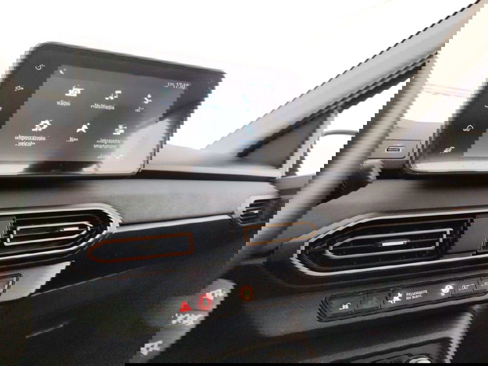 Dacia Duster usata a Massa-Carrara (13)