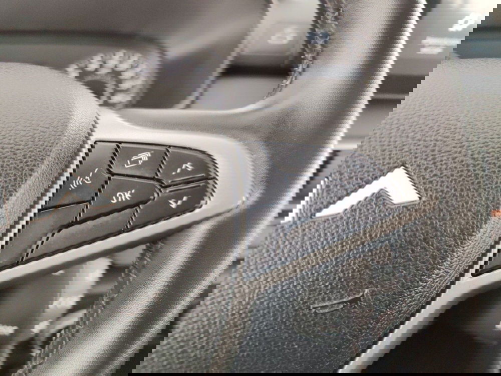 Dacia Duster usata a Massa-Carrara (14)